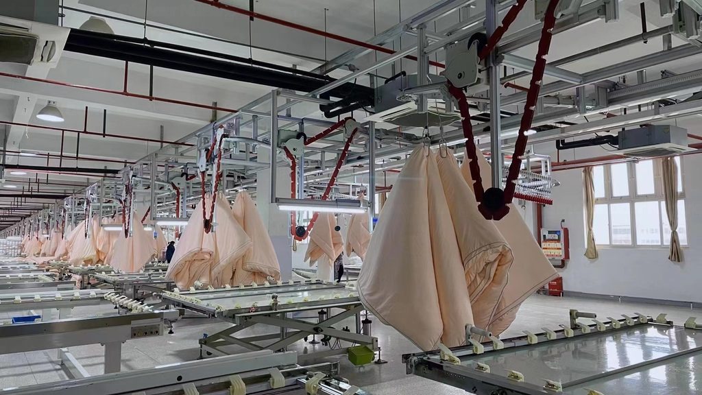 CleverMax hanger system with sorting at the Mercury Home Textile factory