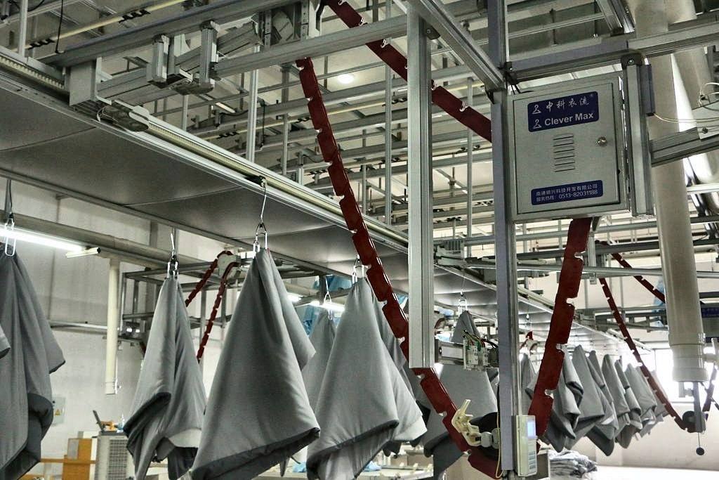 CleverMax hanger system apparel production line