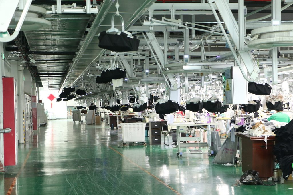 Hanger System for Children's Clothing — CleverMax hanger system on the production floor