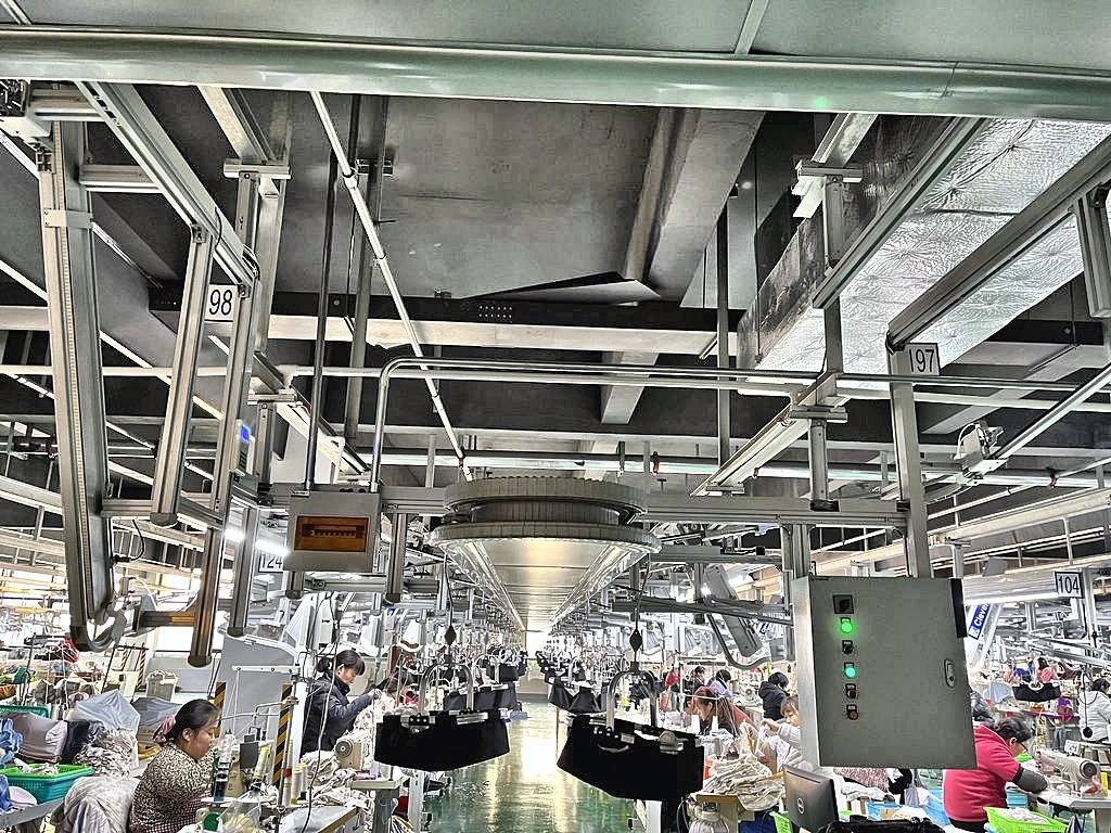 Hanger System for Children's Clothing — CleverMax hanger system in production