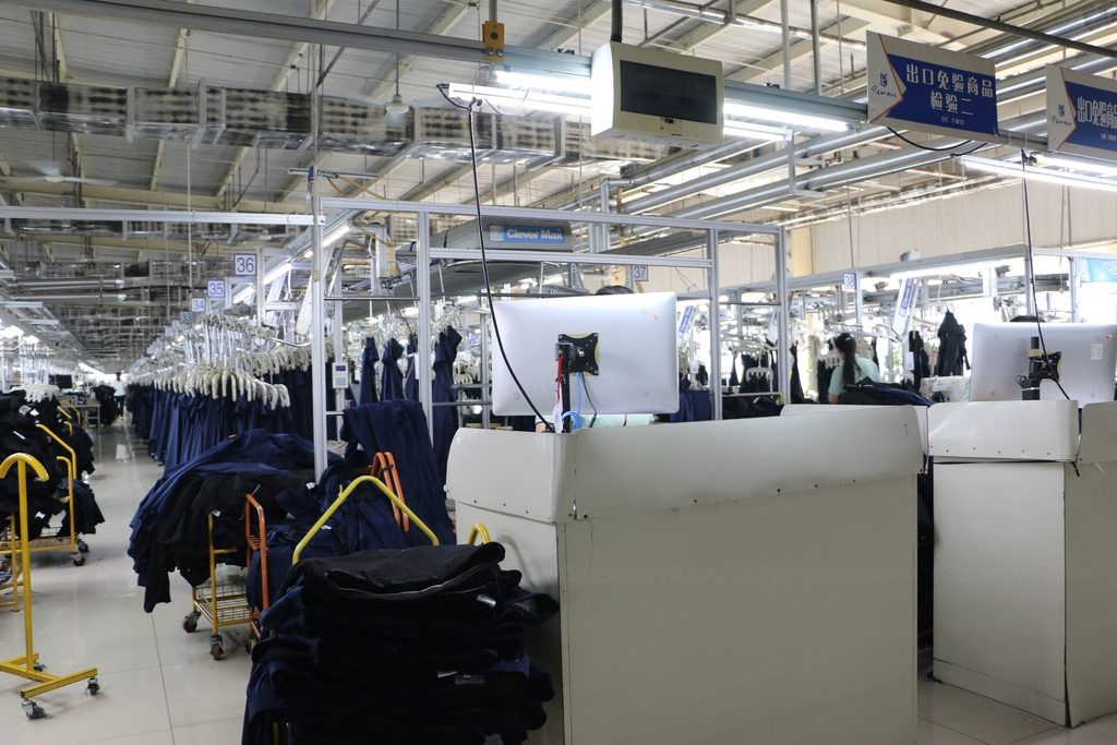 Hanger System for Outerwear & Suits — CleverMax hanger system in production